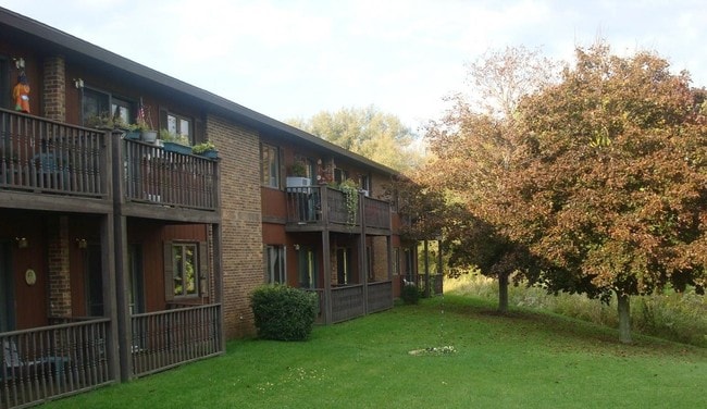 Building Photo - Little Falls Garden Apartments