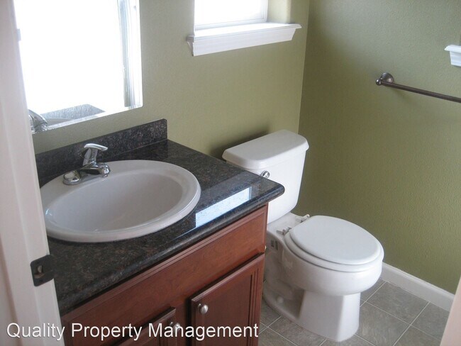 Building Photo - 3 br, 2.5 bath House - 7878 Jacqueline Way