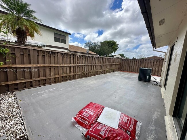 Building Photo - 12736 SW 66th St