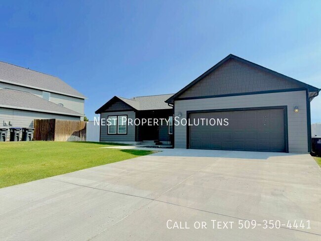 Building Photo - 551 Battery Dr