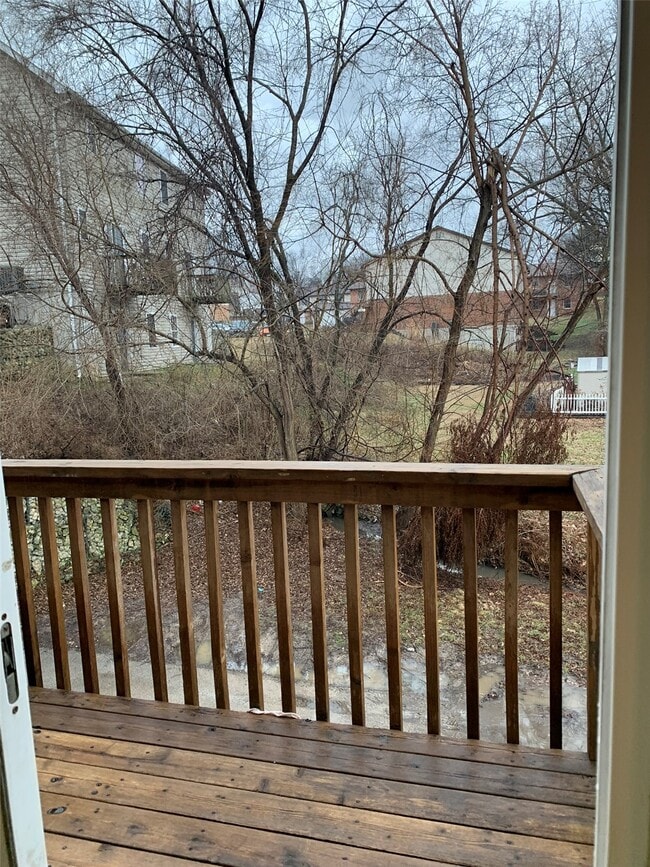 Building Photo - 403 Frank St