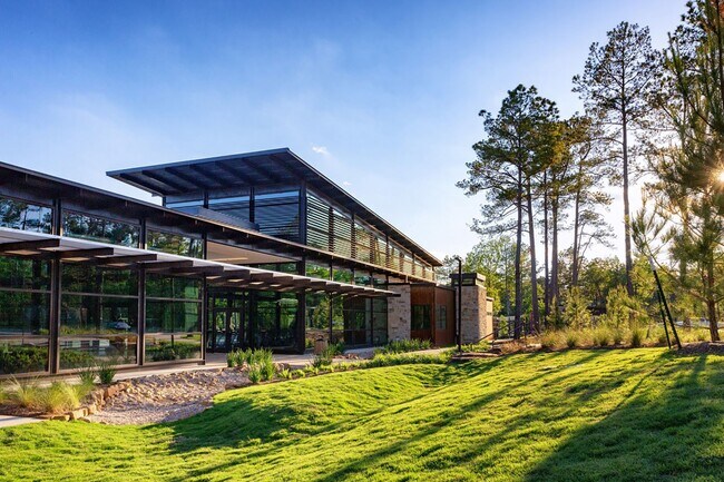 Building Photo - 731 Lacebark Elm Trl