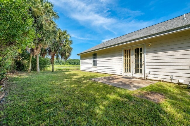 Building Photo - 3214 Skyview Dr