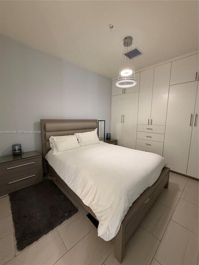 Building Photo - 7815 NW 104th Ave