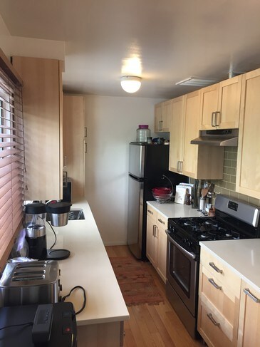 Building Photo - 2329 Clark Ave