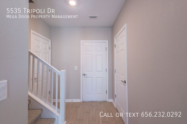 Building Photo - 5535 Tripoli Dr