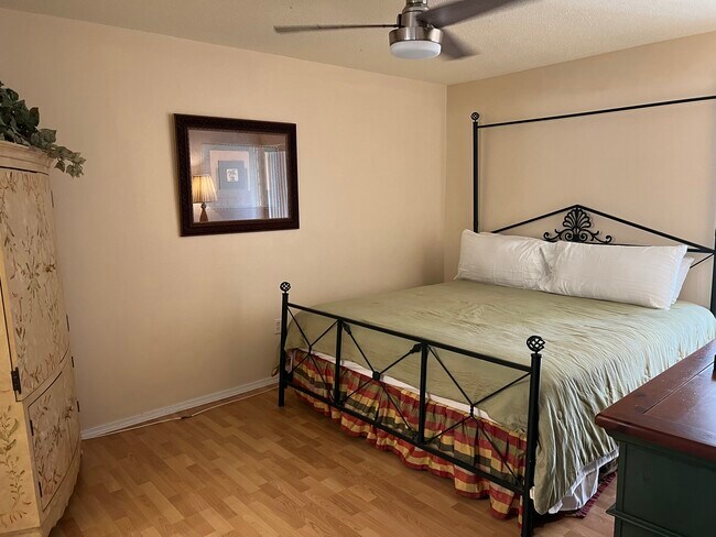 Building Photo - 2772 Woodgate Ln