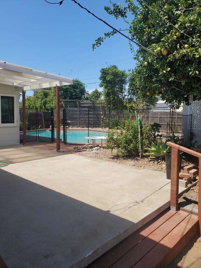 Building Photo - Recently Upgraded and Refreshed House with Pool and Casita