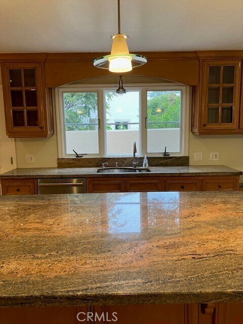 Building Photo - 57 Margate Square