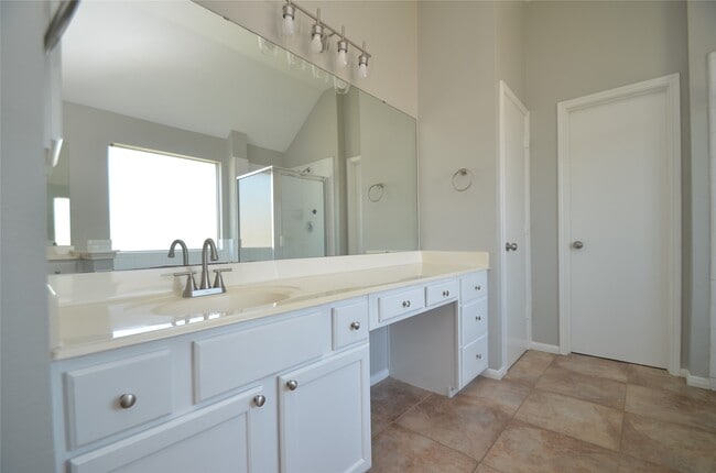 Building Photo - 19419 Yuma Crest Ln