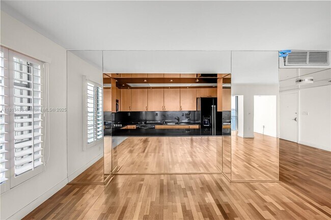 Building Photo - 11111 Biscayne Blvd