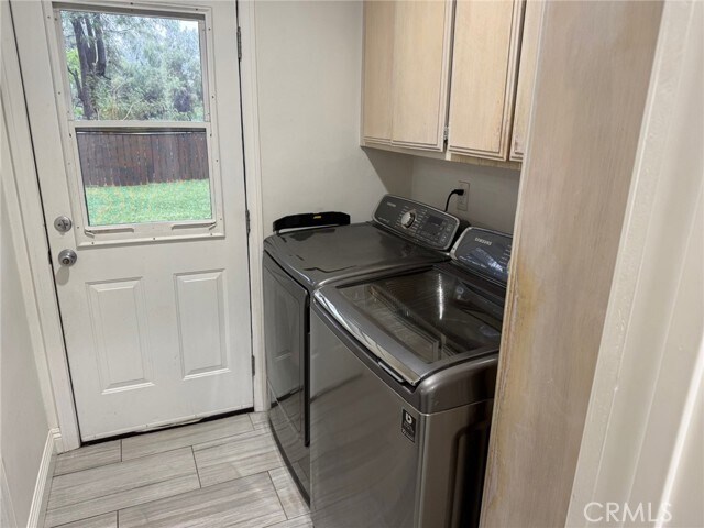 Building Photo - 1530 Robin Way
