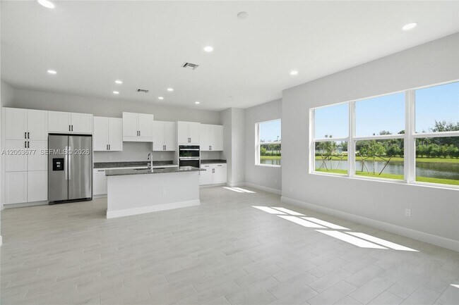 Building Photo - 13895 Spruce Pne Dr