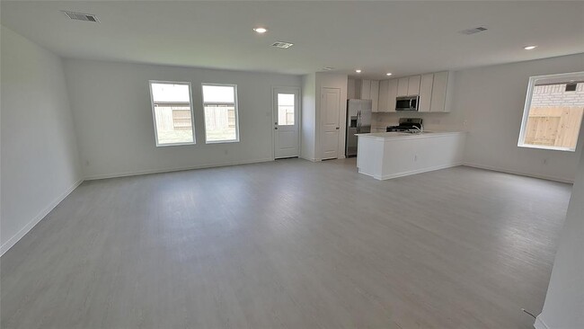 Building Photo - 26814 Feather Reed Dr