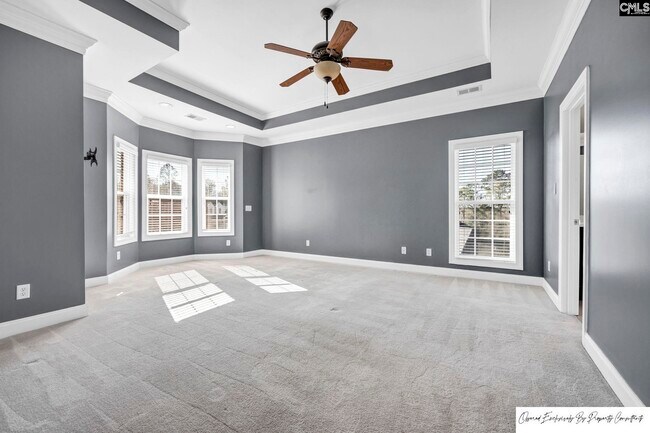 Building Photo - 120 Pinehurst Ct