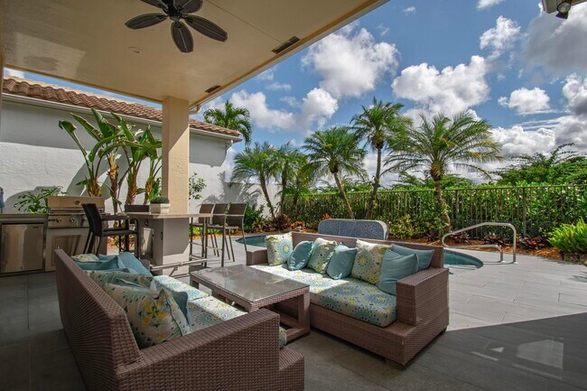 Building Photo - 7916 Montecito Pl