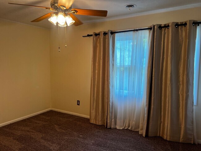 Building Photo - Home for Rent in the Avenues of Myrtle Beach