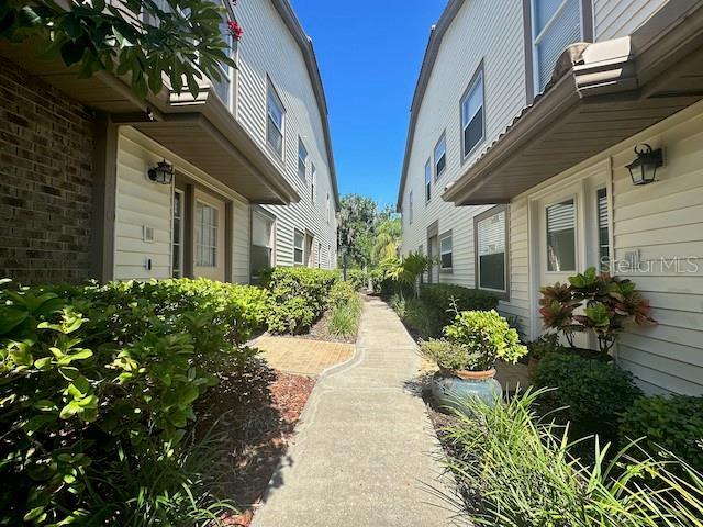 Building Photo - 1208 Clays Trail