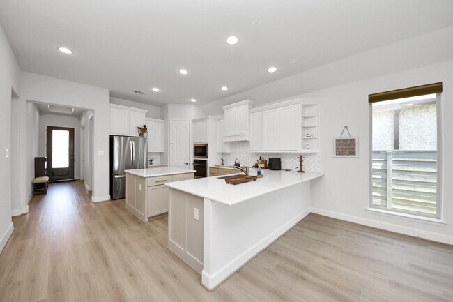 Building Photo - 2550 Forbidden Fig Row