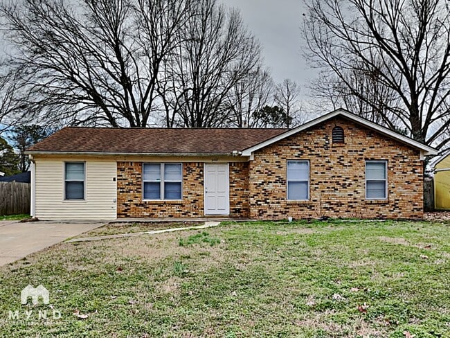 Building Photo - 2061 Coral Hills Dr