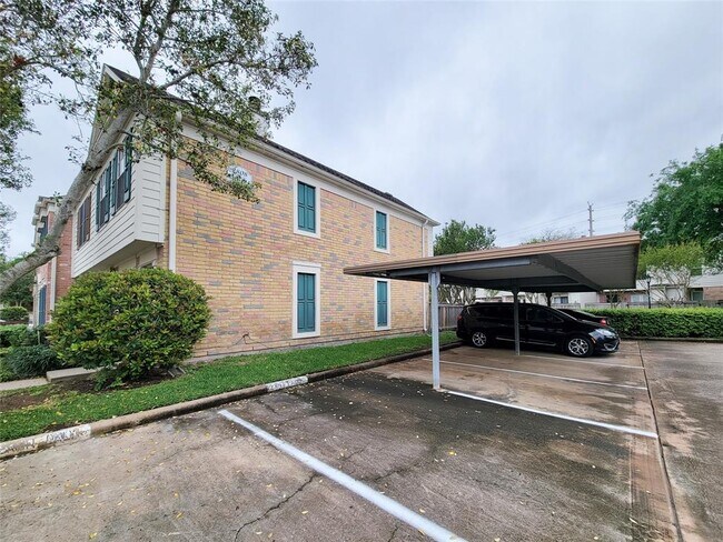 Building Photo - 2808 Grants Lake Blvd