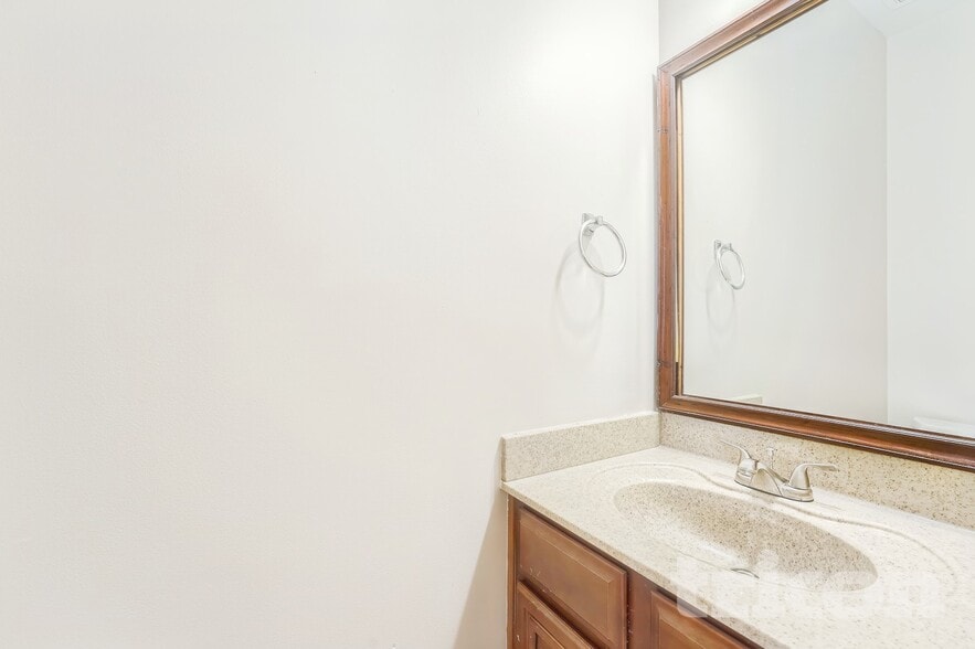 Building Photo - 7942 Hawks Nest Trail