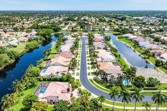 Building Photo - 9359 Aqua Vista Blvd