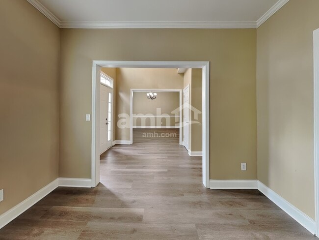 Building Photo - 6105 Braidwood Ct