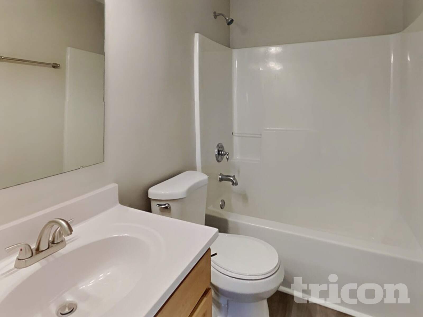 Building Photo - 1356 Blue Ridge Ln