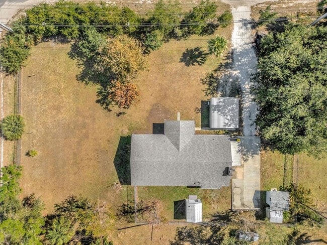 Building Photo - 3800 Pine St