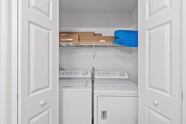 Building Photo - 50 Hadleigh Rd