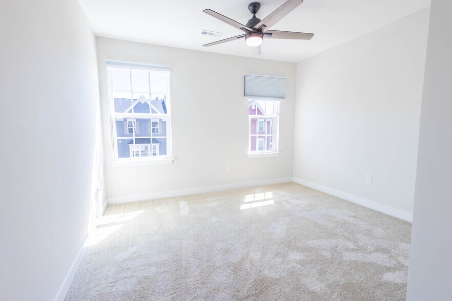 Building Photo - 6800 Frey Ln