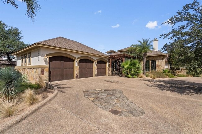Building Photo - 15086 Barrie Dr