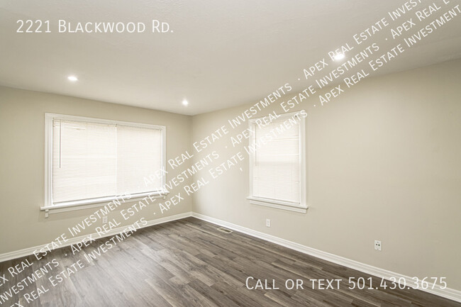 Building Photo - 2221 Blackwood Rd