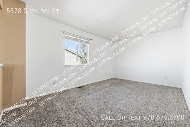 Building Photo - 5578 S Valdai St