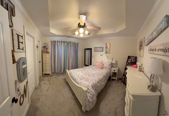 Building Photo - 305 Taylor Elaine Dr