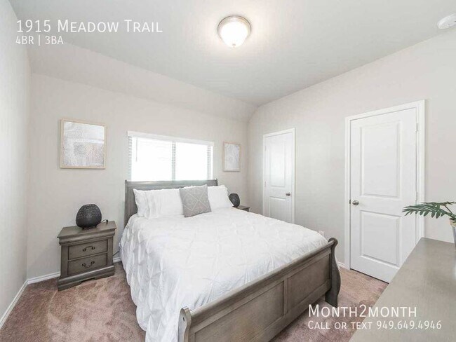 Building Photo - Meadow Trail Manor