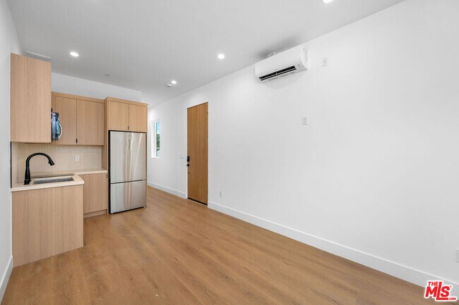 Building Photo - 5225 20th St