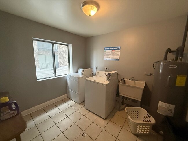 Building Photo - 2310 N Harlem Ave