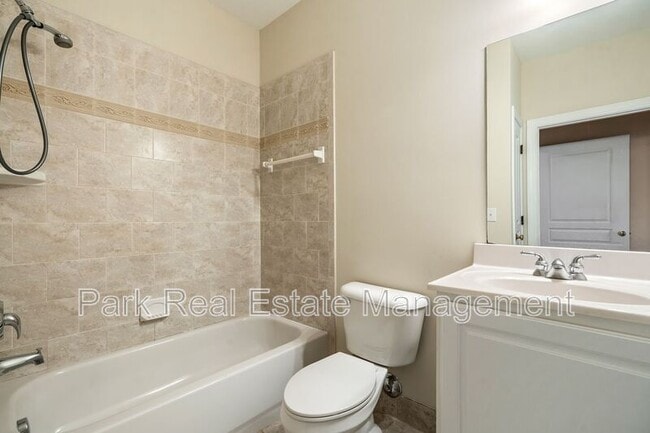 Building Photo - 511 Ives Ct