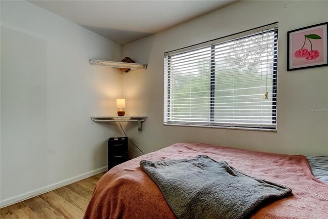 Building Photo - 11720 Raintree Dr