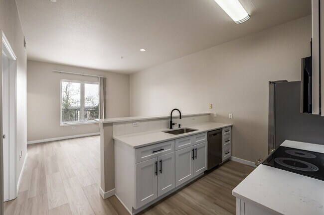 Building Photo - A Great modern 2 Bed / One bath for rent