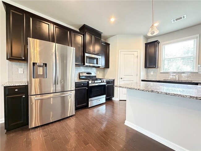 Building Photo - 2838 Vlg Pk Bnd