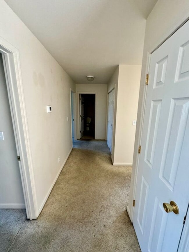 Building Photo - 3 Bedroom, 2 Bathroom 4-Plex