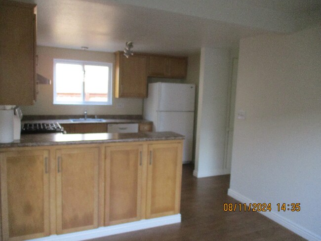 Building Photo - 236 Avenida Del Poniente