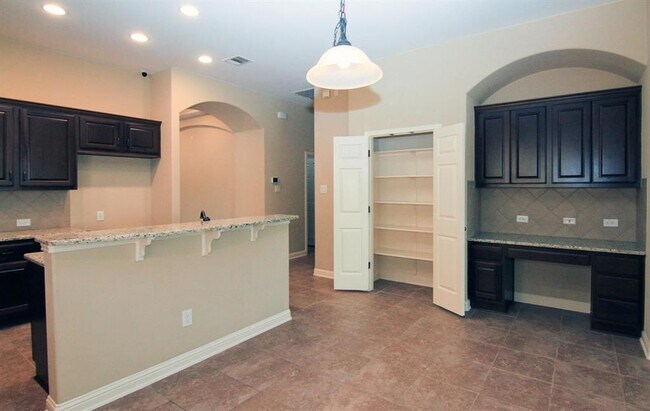 Building Photo - 3640 Rosalina Loop