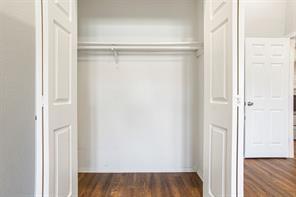 Building Photo - 501 Elm Ct