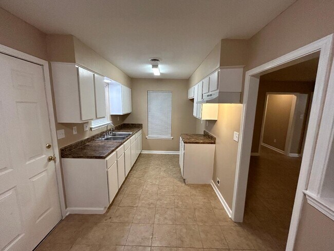 Building Photo - 3741 Rainford Dr
