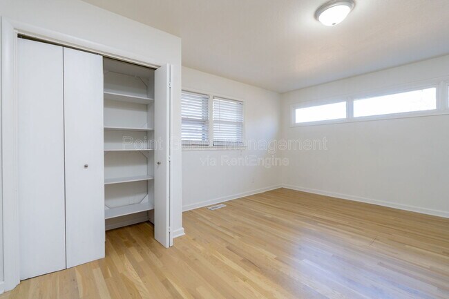 Building Photo - 6002 E 8th St N