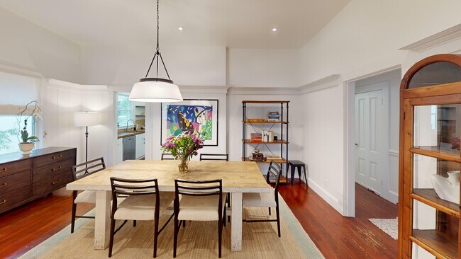 Building Photo - 27 Tamalpais Ave